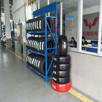 TUV Car Accessories Display Rack