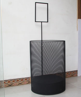 Balck Powder Coating Supermarket Display Racks , Toy Display Stand